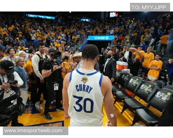 赛斯库里分享勇士首秀感受重温归属感引发斯蒂芬关注